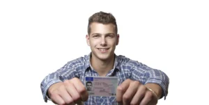 Mann mit Führerschein